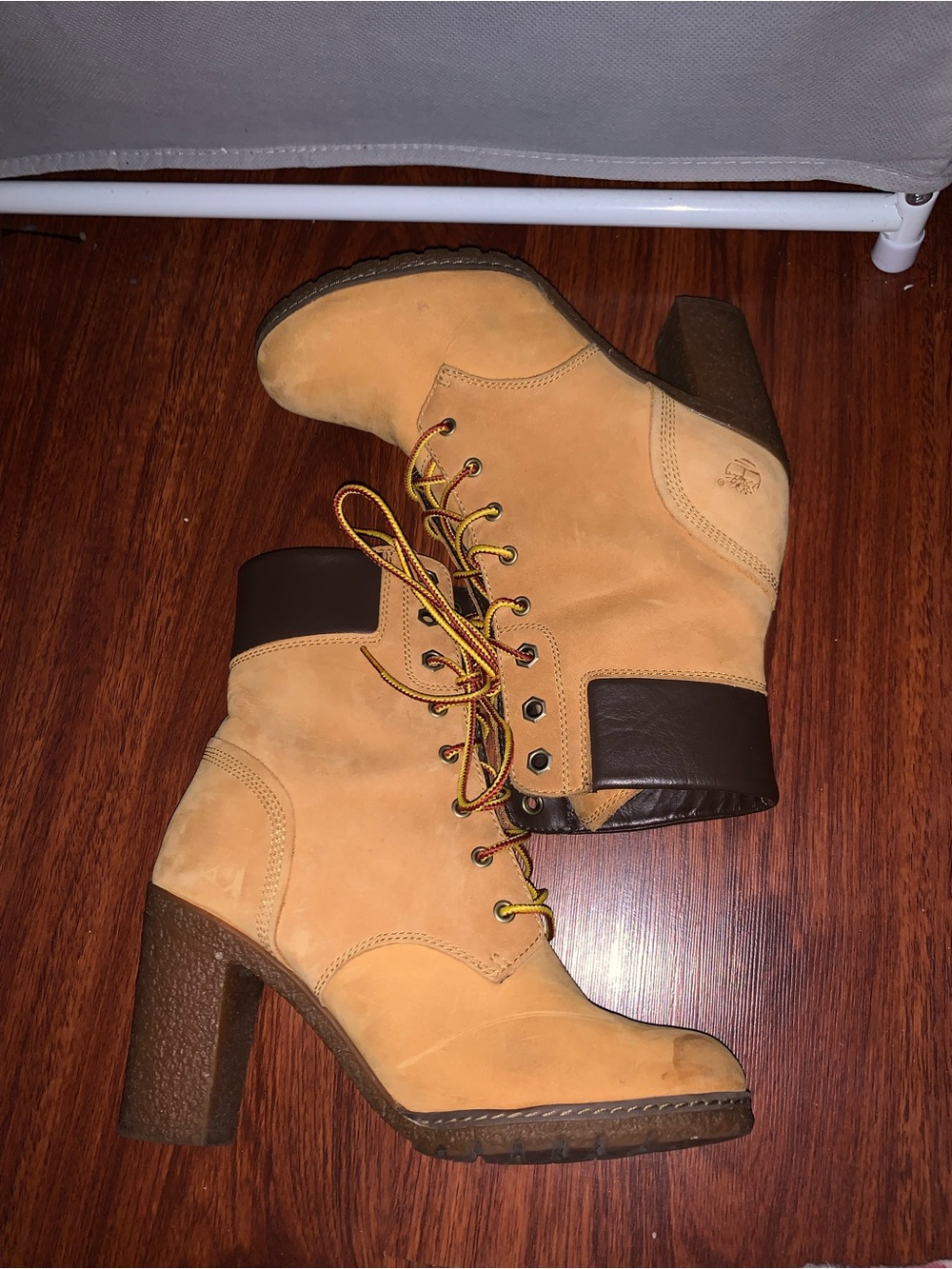 Timberland 6 inch heel boot